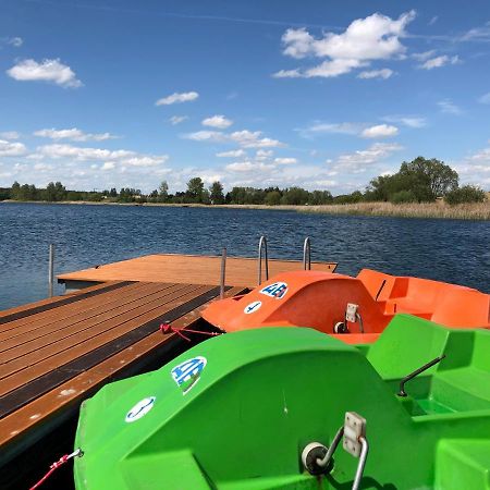 Ab Domki Caloroczne Nad Jeziorem Steszew Ngoại thất bức ảnh
